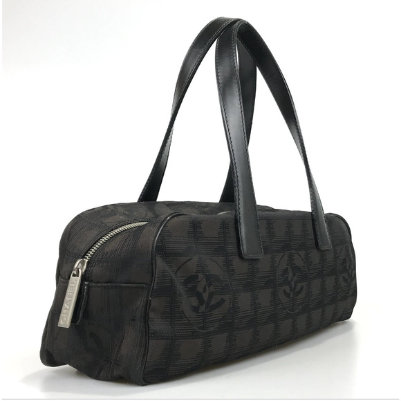 CHANEL EXCELLENT condition Travel Line Mini Boston Bag - Picture 4 of 12